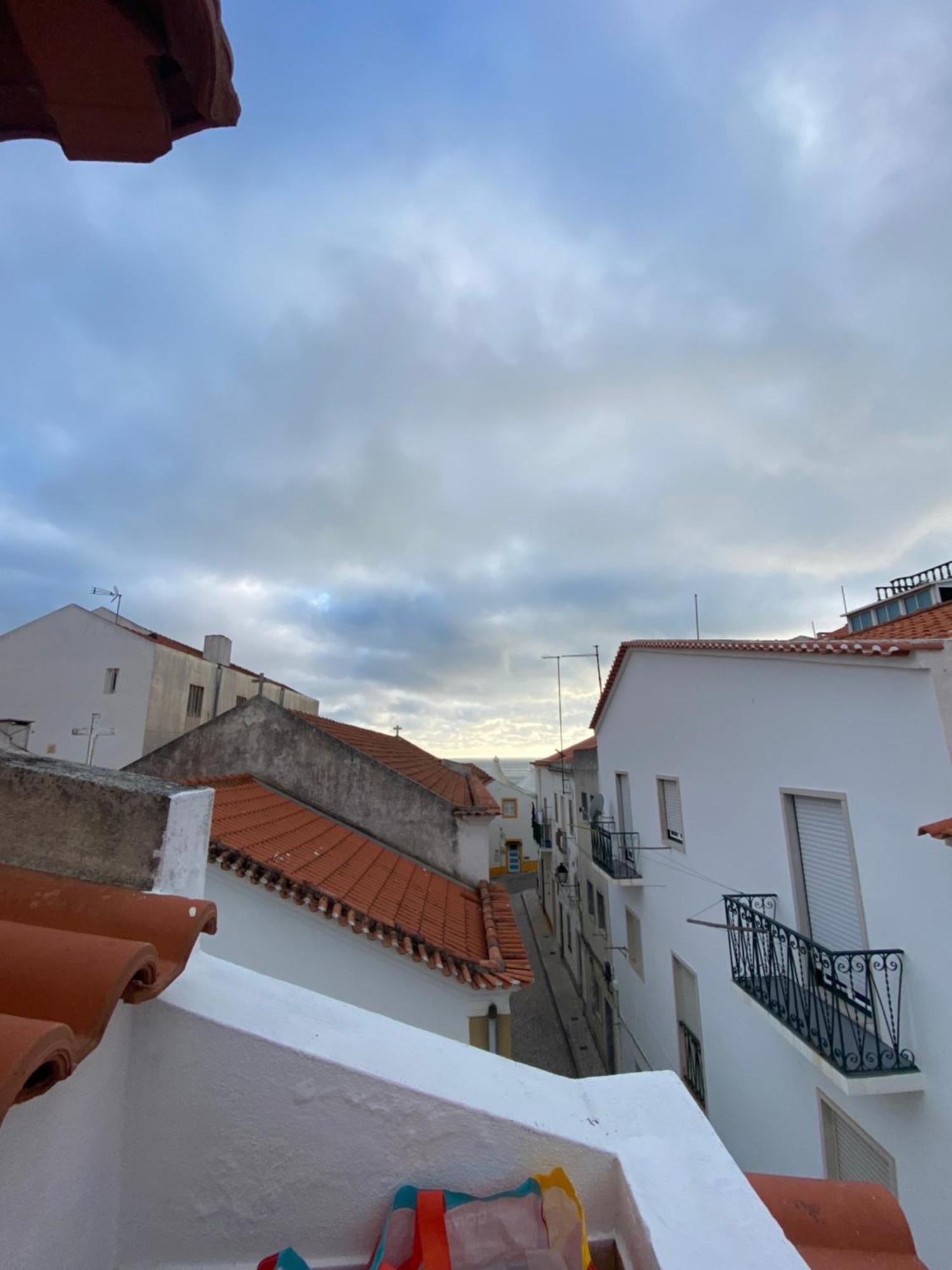Casa Predio Triplex - Faneca Apartamentos ナザレ エクステリア 写真