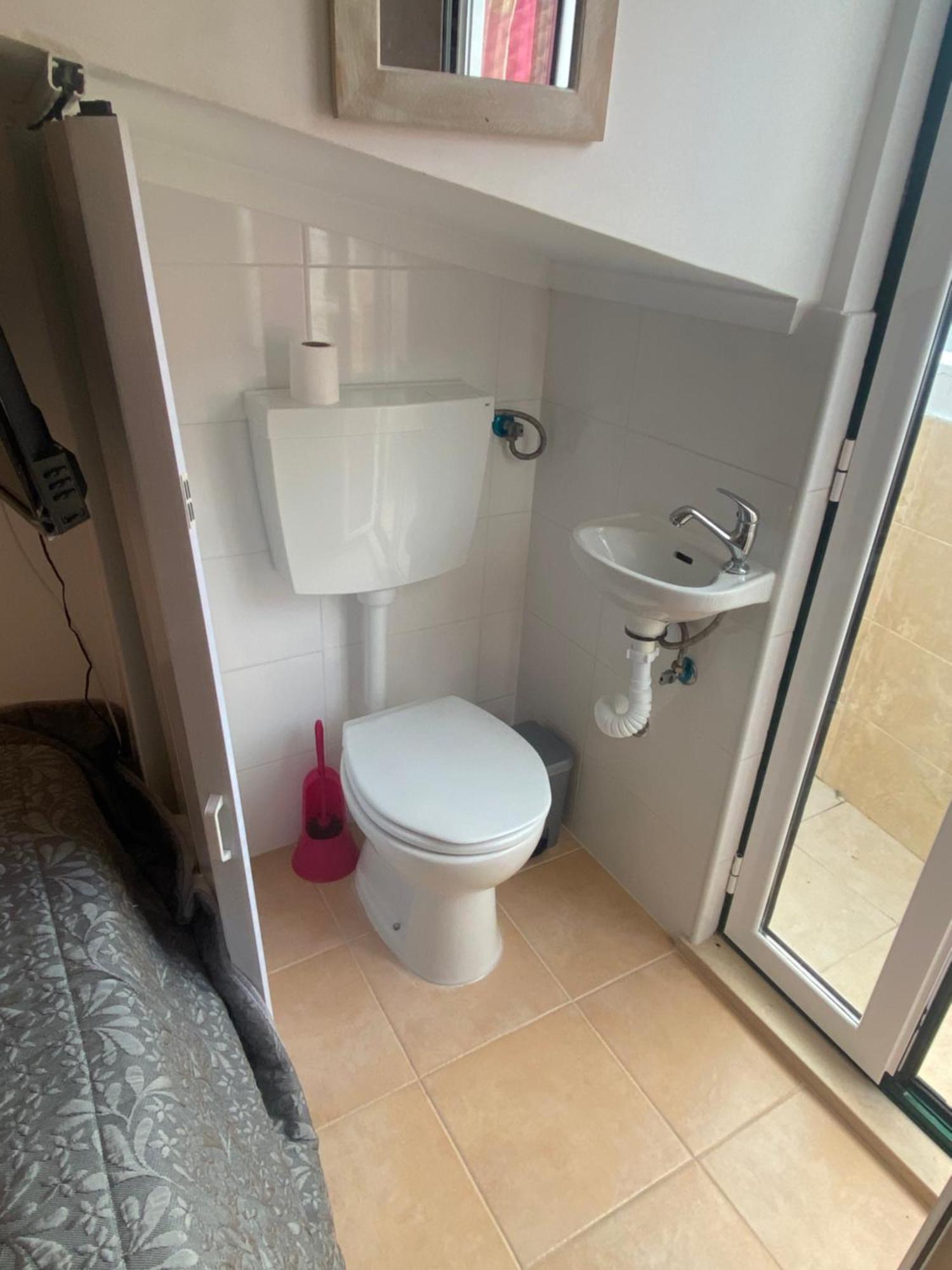 Casa Predio Triplex - Faneca Apartamentos ナザレ エクステリア 写真